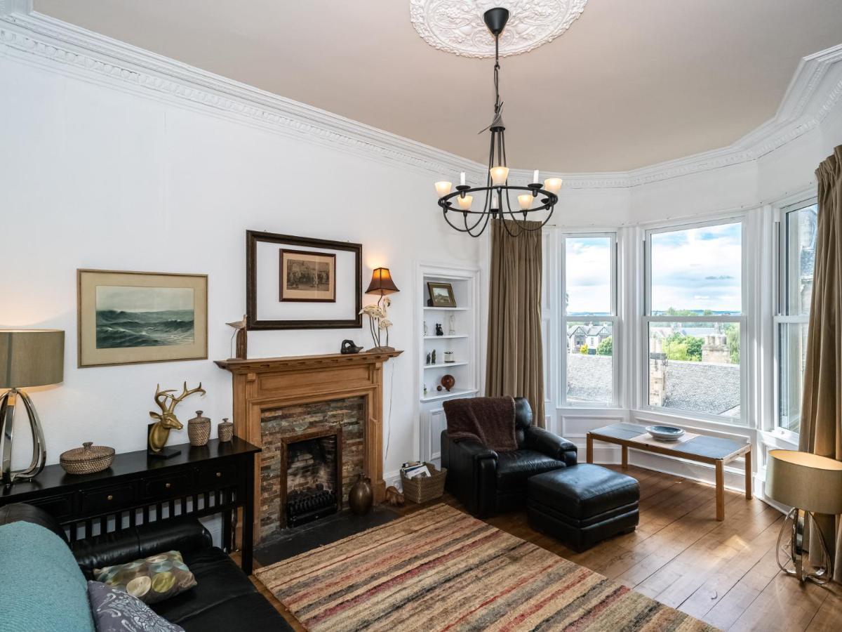 Pass The Keys Quiet 2beds Flat With High Ceilings And Great Views Apartment EDI